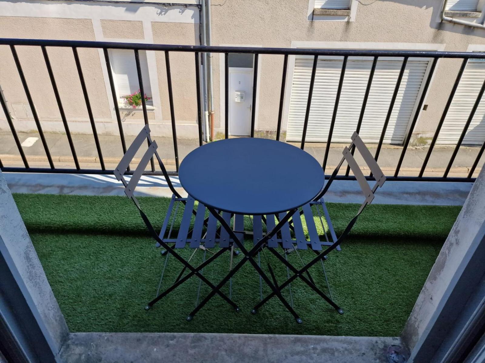 Appartement Hyper Centre Cosy Avec Balcon Châteaudun Dış mekan fotoğraf